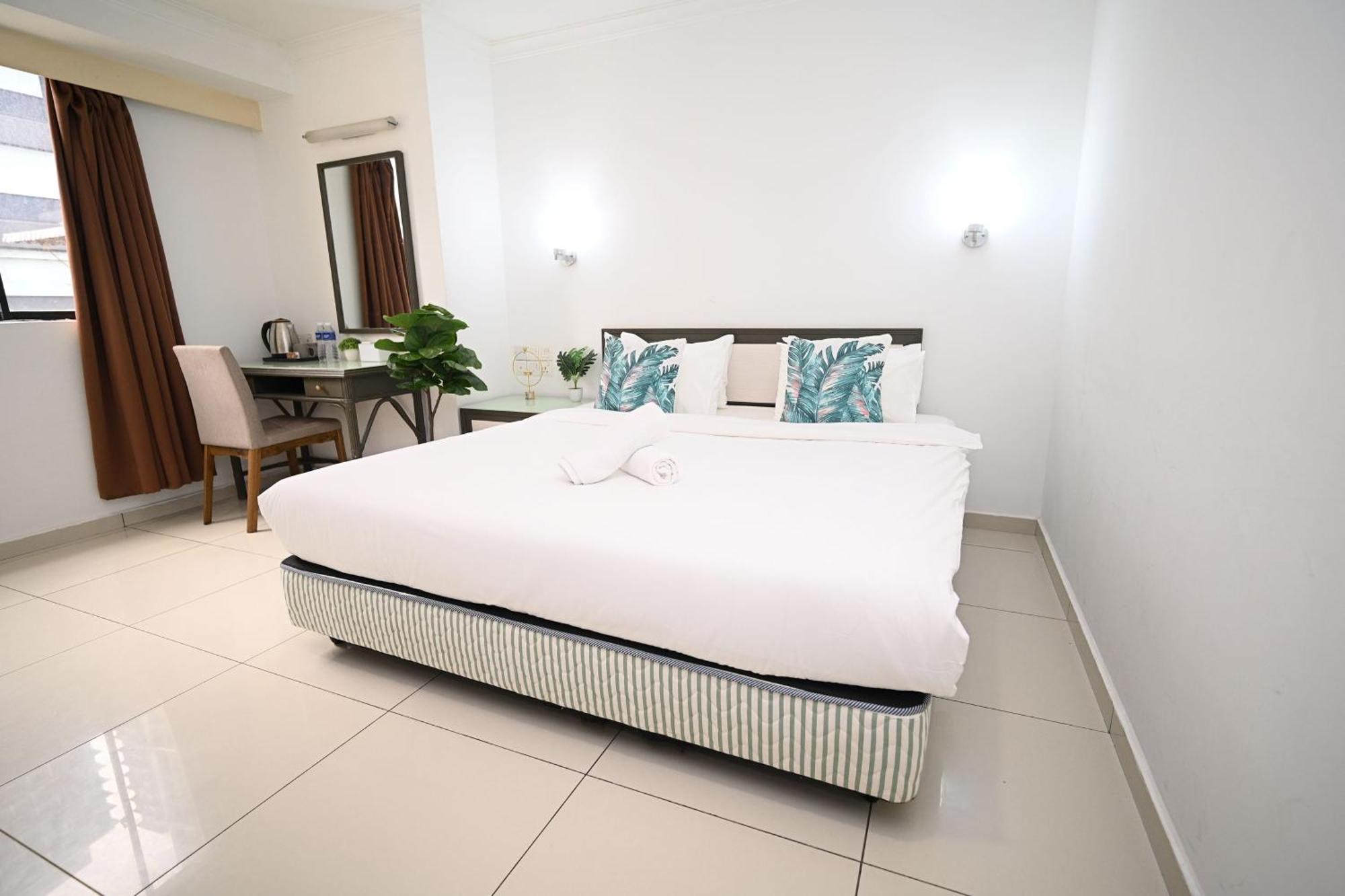 Kingston Hotel 6 - Changkat, Bukit Bintang Куала Лумпур Екстериор снимка